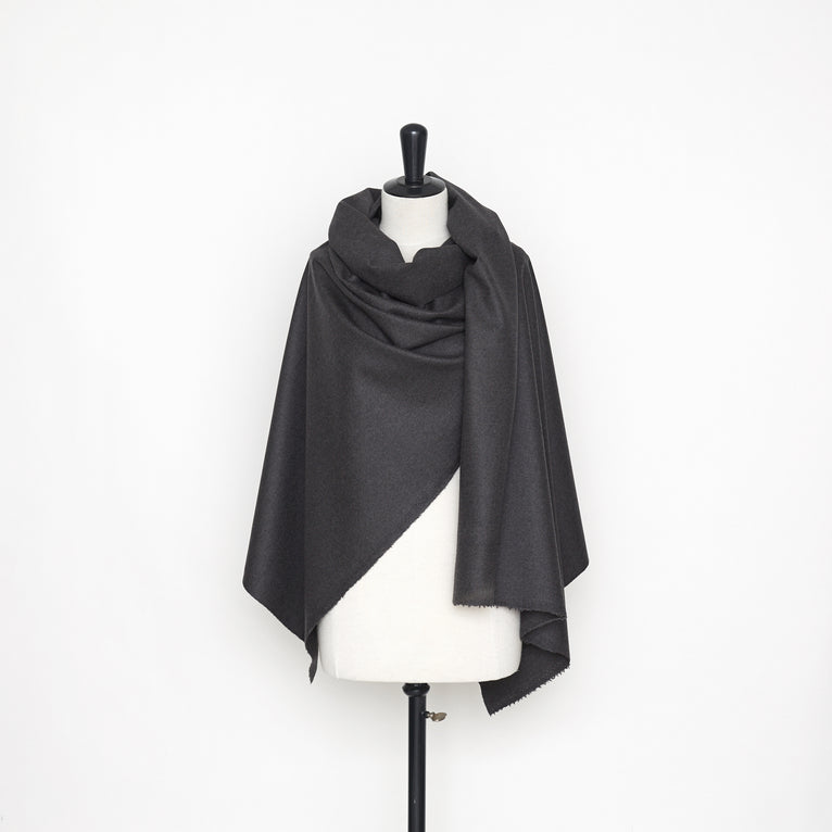 T22B03194 | Cashmere Flannel - view 2