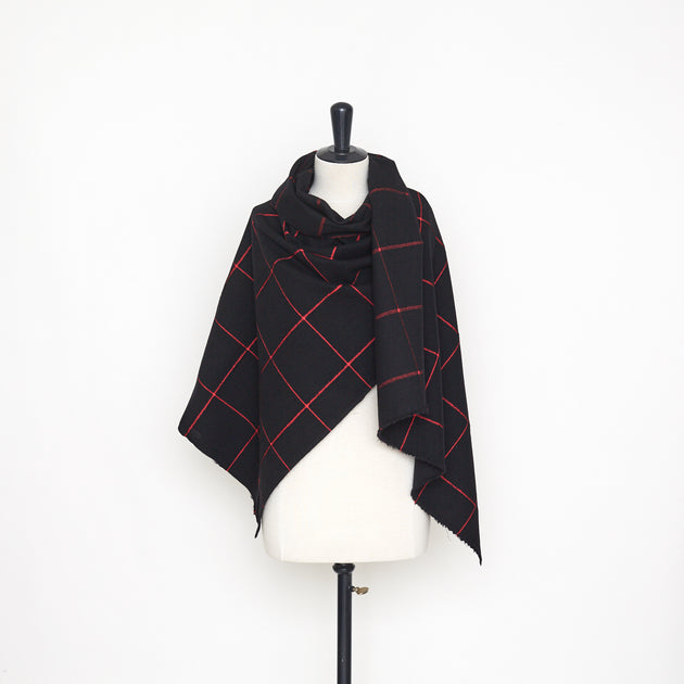 T22B03202 | 3D Window Pane Check