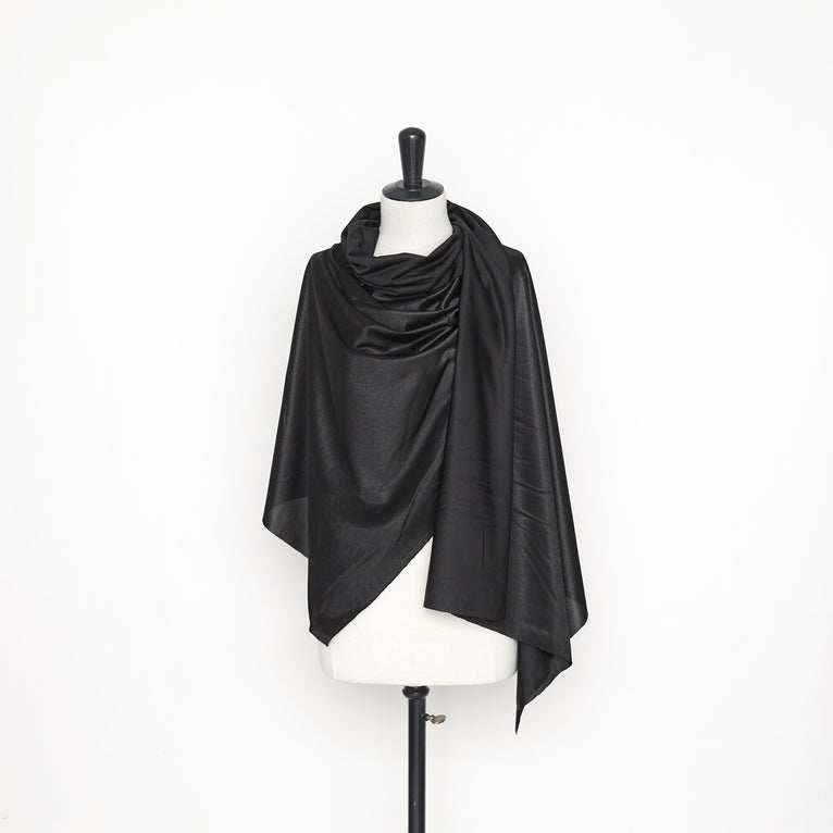 T22B03203 | Glossy Jersey - view 2