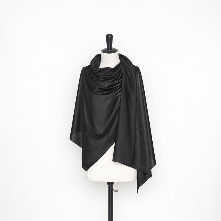 T22B03203 | Glossy Jersey - view 2