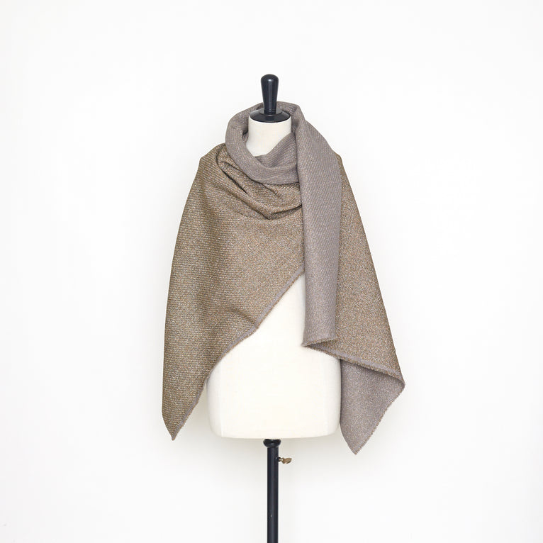T22B03208 | Lamé Tweed - view 2