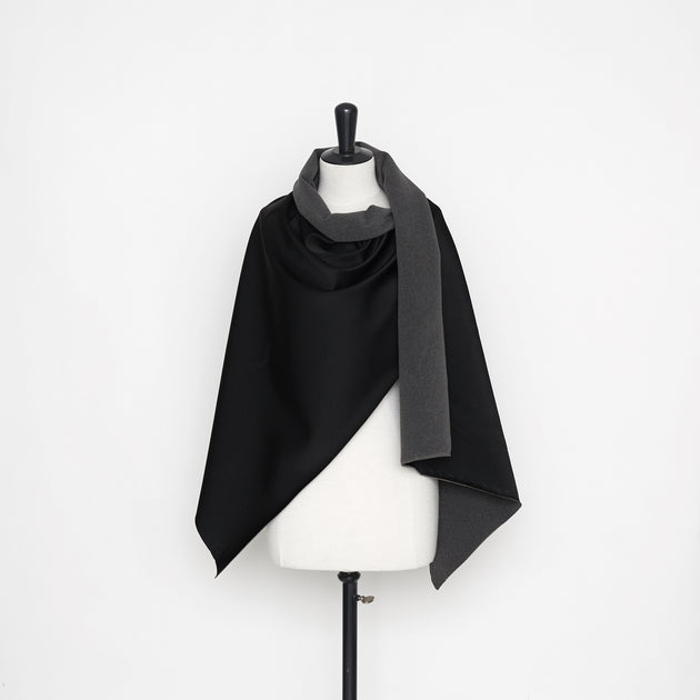 T22B03218 | Silk Satin Neoprene