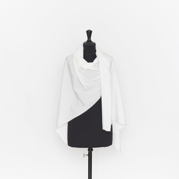 T22D00757 | Stretch Light Silk Cady