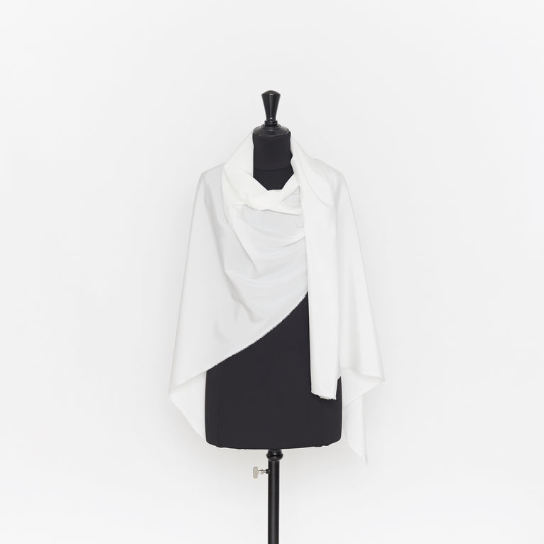 T22D00757 | Stretch Light Silk Cady - view 2