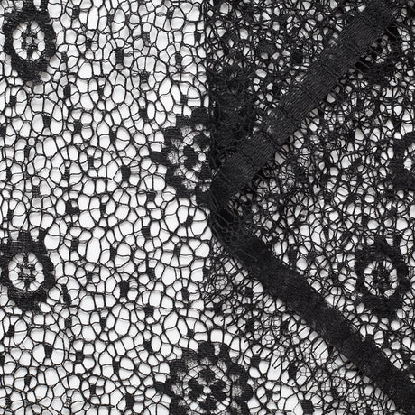 T22D00768 | Field of Flowers Lace
