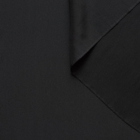 T22D00771 | Fluid Silk