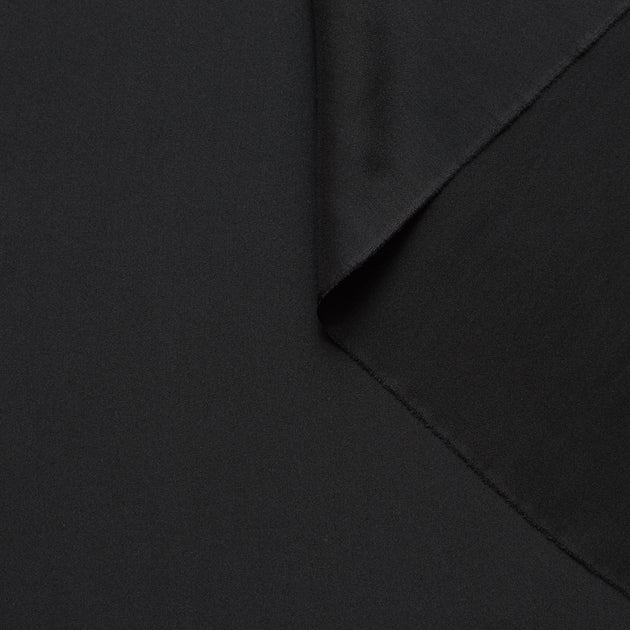 T22D00771 | Fluid Silk