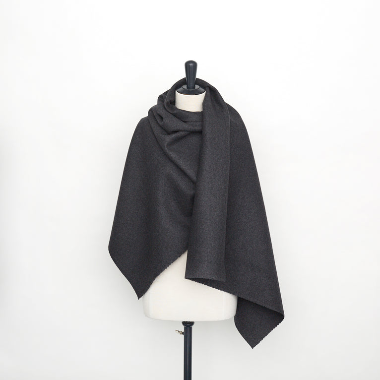 T22H03970 | Splittable Cashmere Drap - view 2