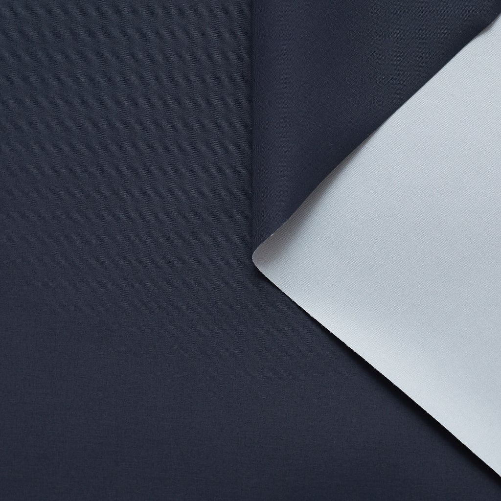 T22I00867 | Laminated Windbreaker