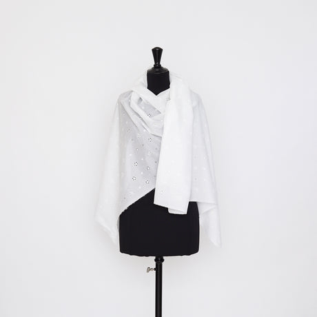  Broderie Anglaise Sur Voile De Coton
