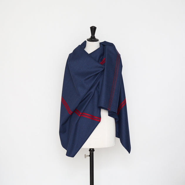 t22i00901 | Drap Feutré De Laine Vierge Rayé Jacquard