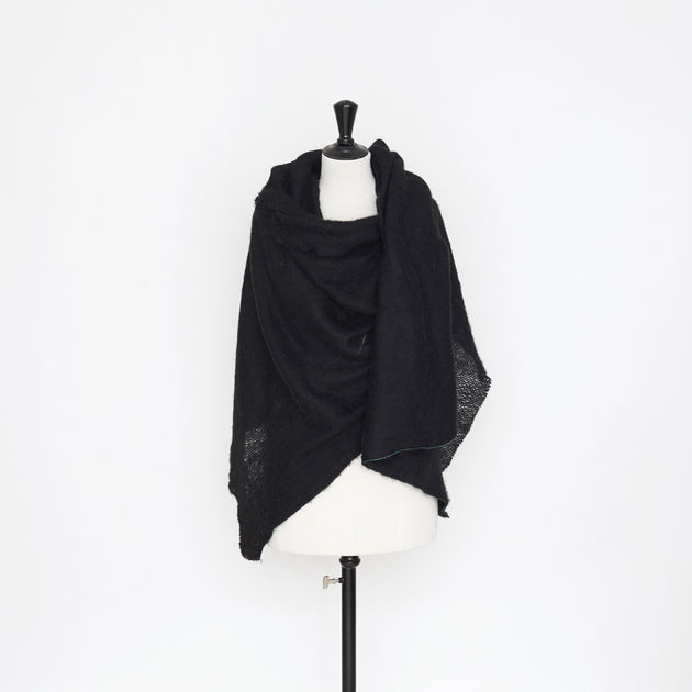 T22J00784 | Sheer Fluffy Viscose Knit
