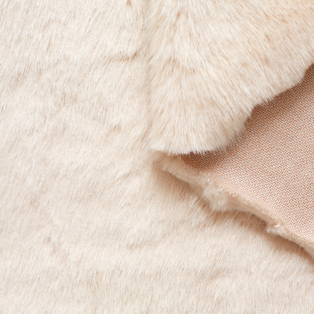T22J00804 | Faux Fur Fox