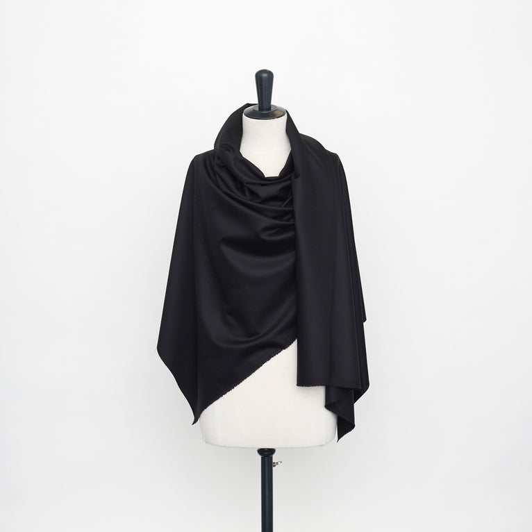 T22L03420 | Lustre Wool Flannel - view 2