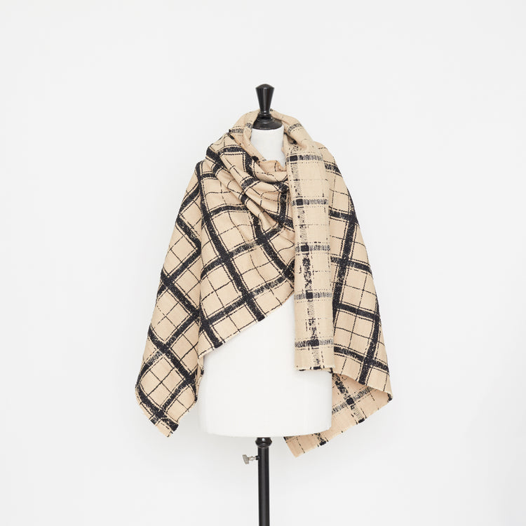 T22M00952 | Silk Large Check Tweed - view 2
