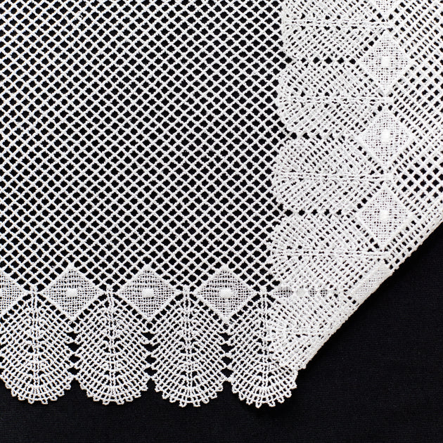 T22M00979 | Fishnet Lace 26cm