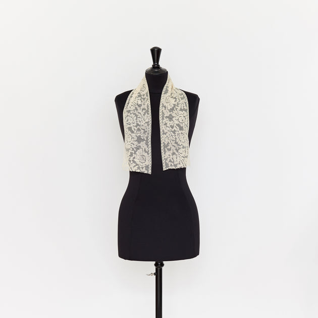 T22M00986 | Checkered Floral Lace 13,5cm