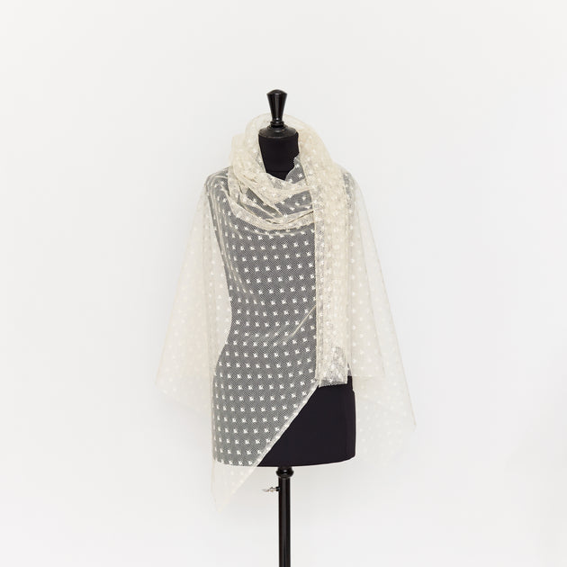 T22M00992 | Little Hearts Fishnet