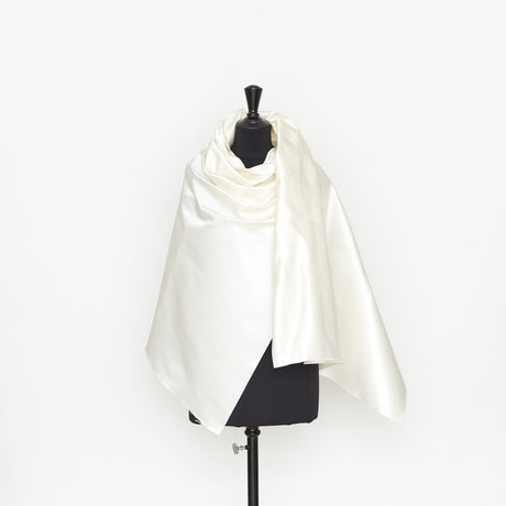  Satin Duchesse en Soie