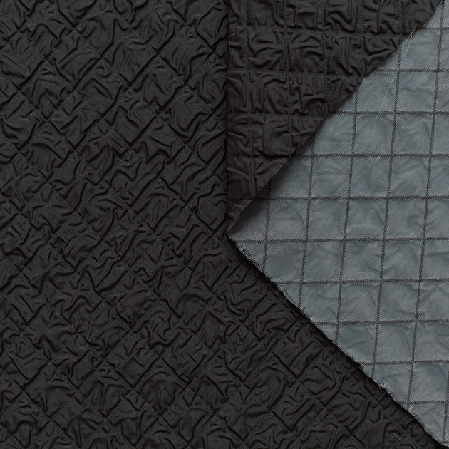T22N01265 | Quilted Nylon Cloqué