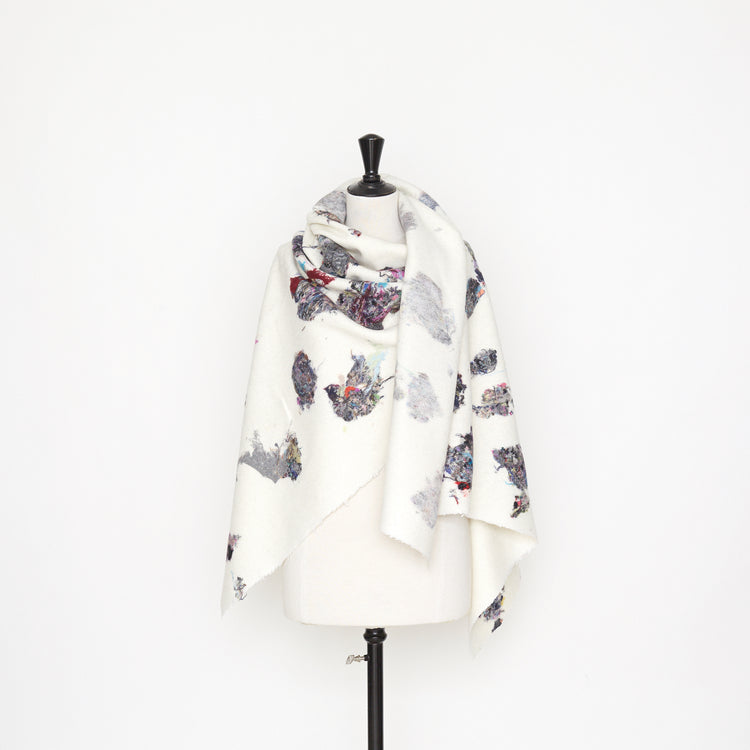 T22N01280 | Felt Inlaid with Coloured Yarns - view 2