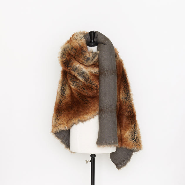 T22O01206 | Faux Fox Fur