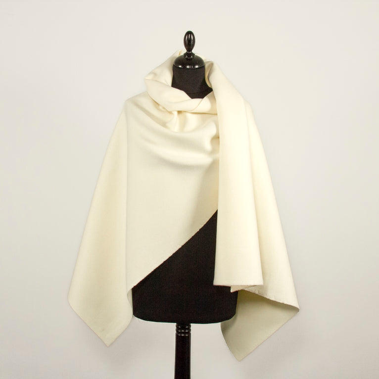 T22V03300 | Splittable Wool &amp; Cashmere Drap - view 2