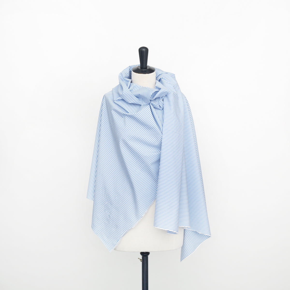 T22V03339 | Striped Cotton Poplin