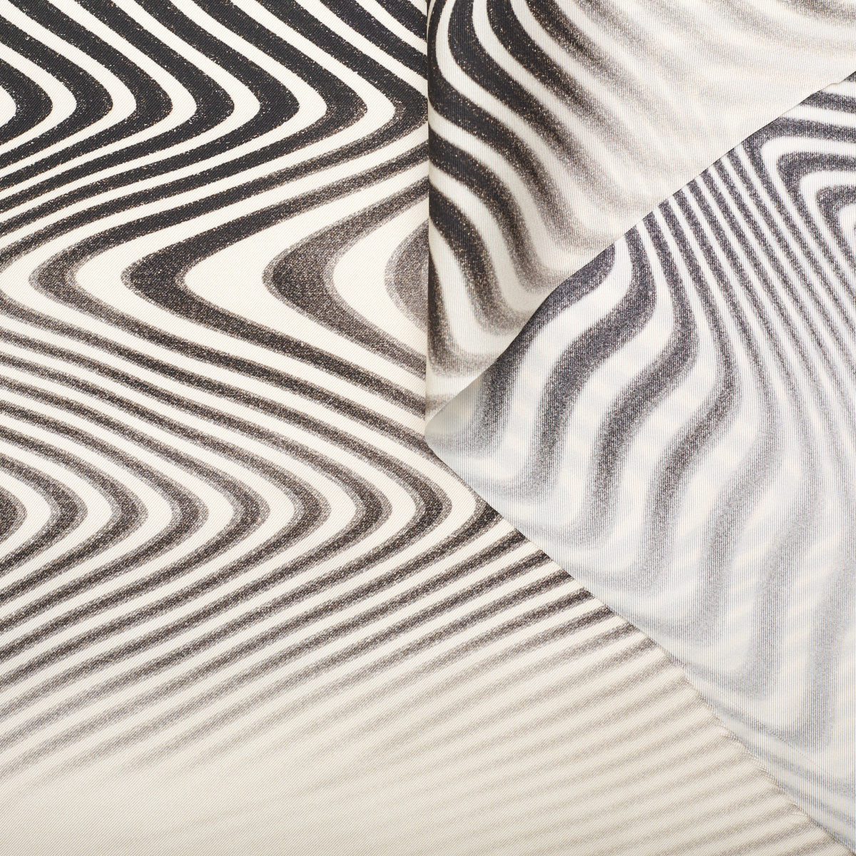 T22V03343 | Zebra Printed Silk Twill
