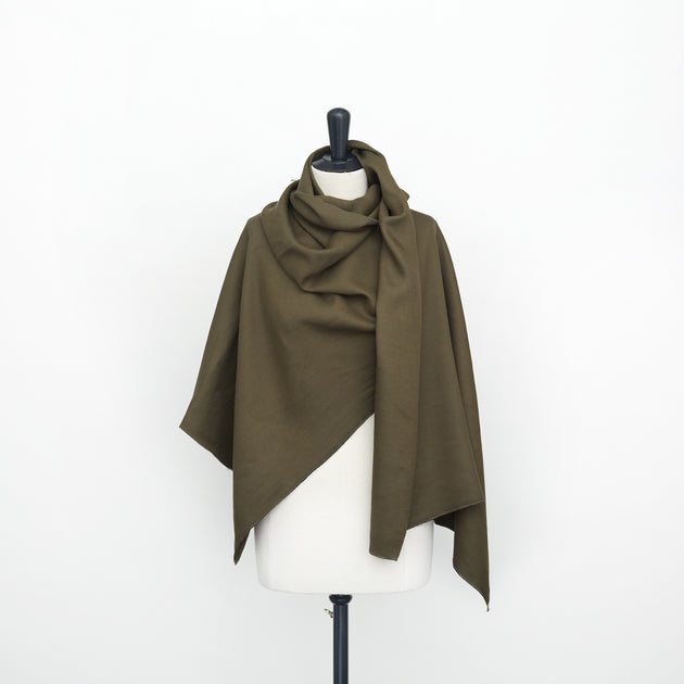 T22V03373 | Viscose & Linen Tricotine