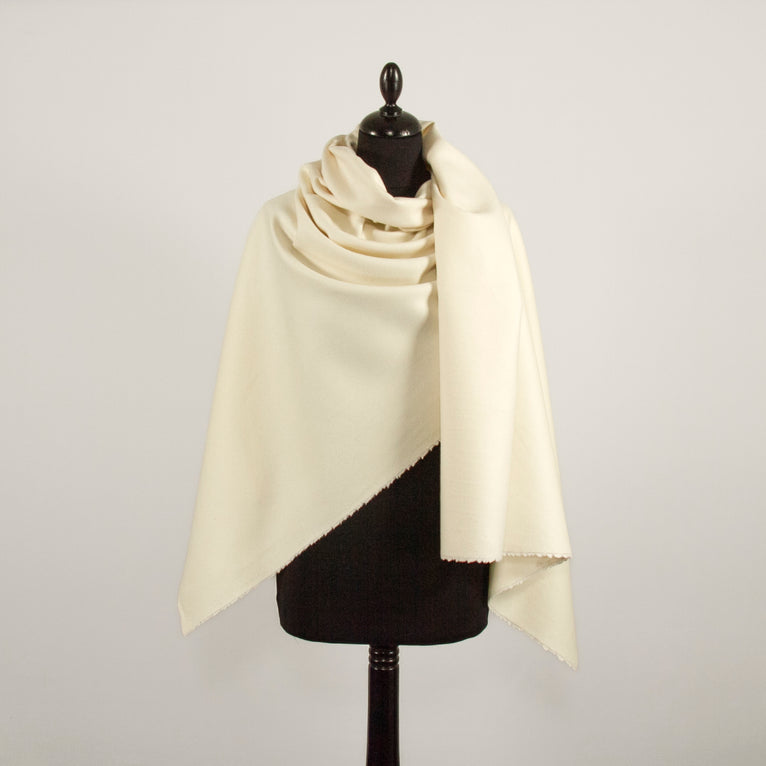 T22V03374 | Splittable Brushed Wool Drap - view 2