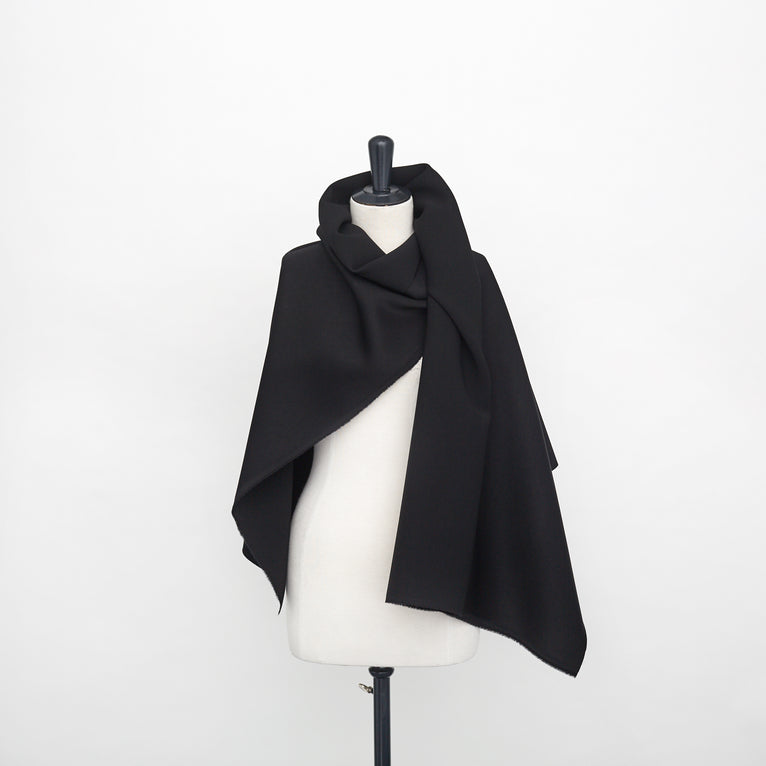 T22W03575 | Bonded Satin - view 2