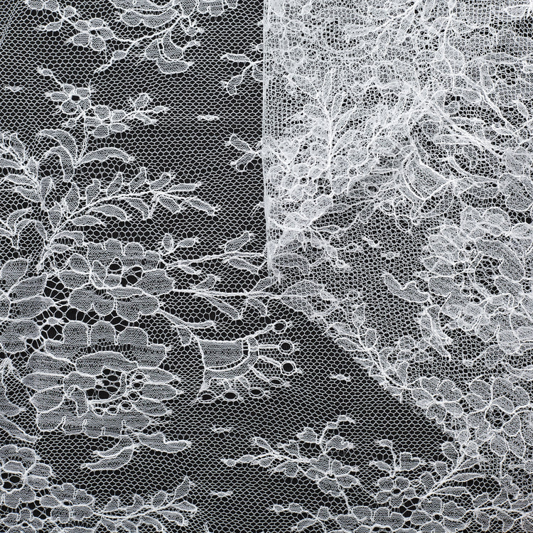 T22W03580 | Leafy Bouquet Lace - view 1