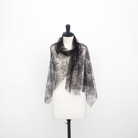  Scalloped Floral Lace
