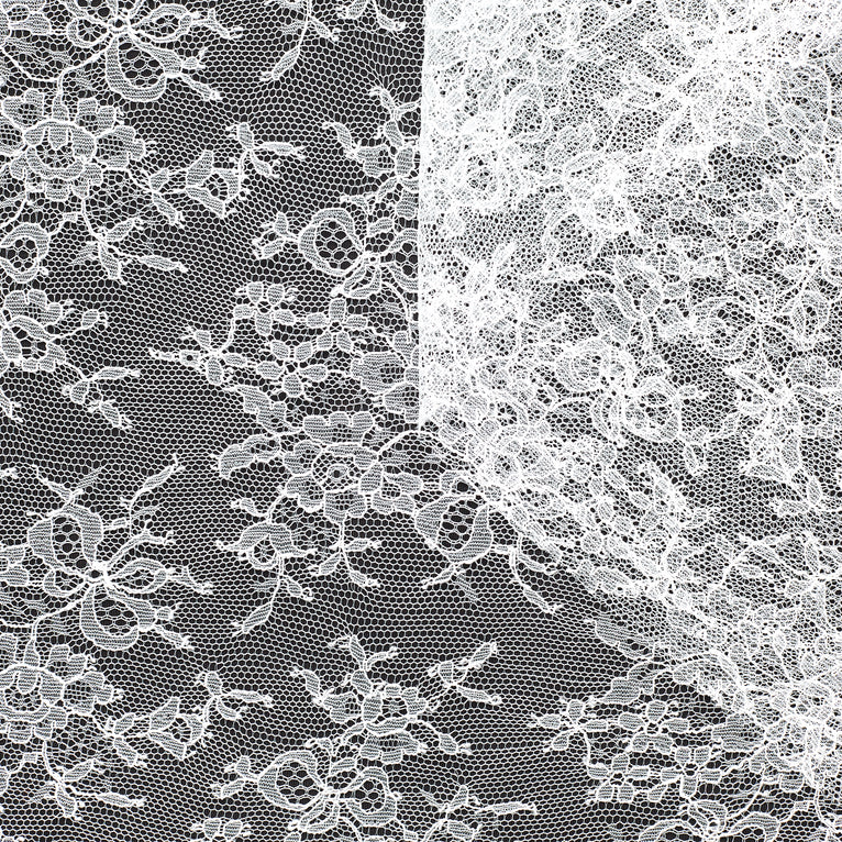 T22W03603 | Flower Bouquets Chantilly Lace 130cm - view 4