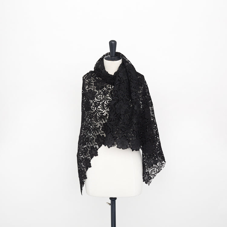 T22W03606 | Floral Guipure 120cm - view 2