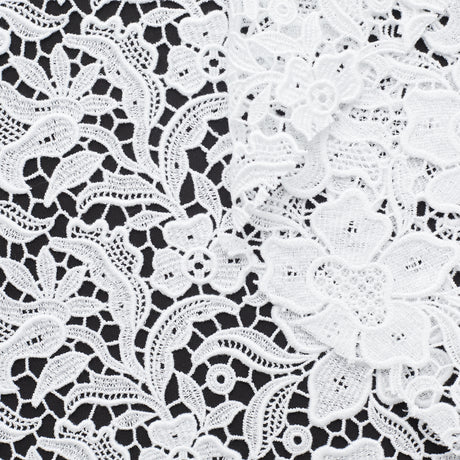 T22W03606 | Floral Guipure 120cm
