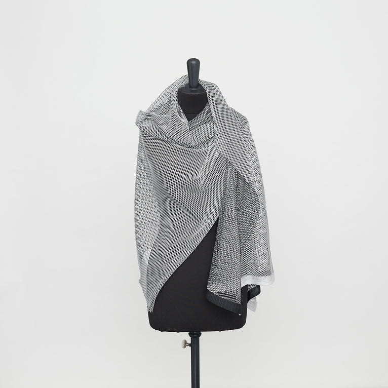 T22W03624 | 3D Bicolor Fishnet - view 2