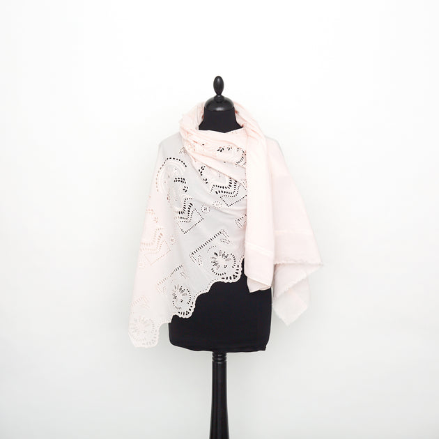 t22x03694 | Broderie Anglaise Sur Panneau De Coton 130cm