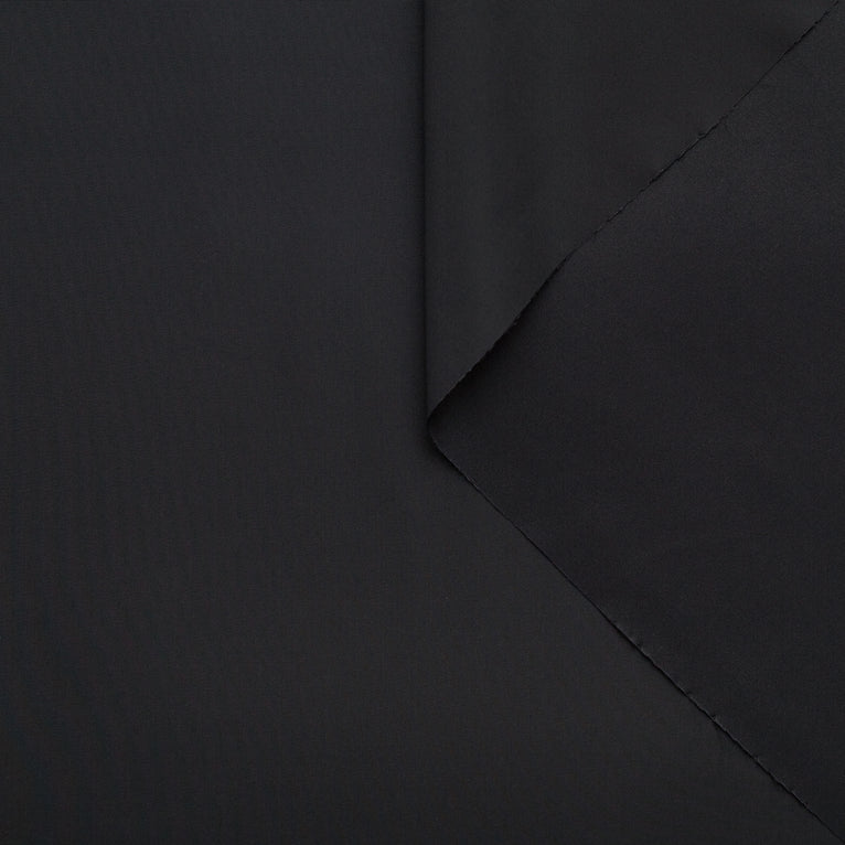 T22X03704 | WR Technical Windbreaker - view 1