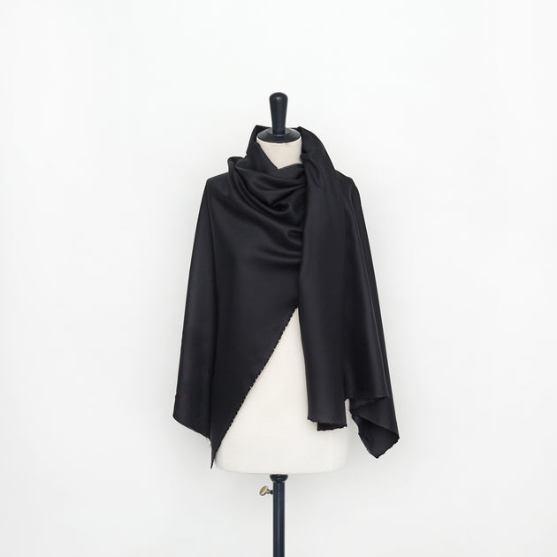 T22Z03907 | Lustre Fluid Twill