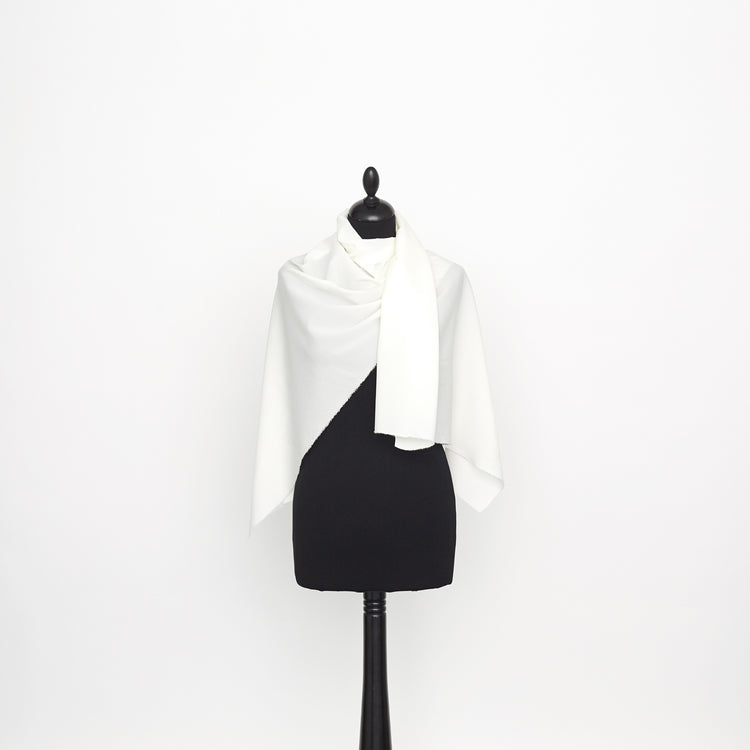 T23B04526 | Stretch Silk Crepe - view 2