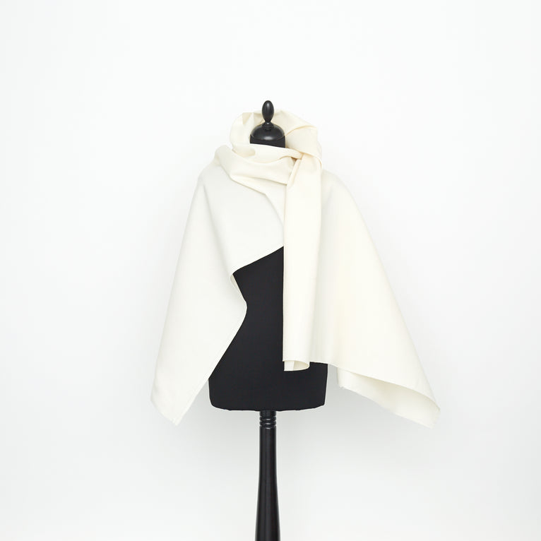 T23B04585 | Wool &amp; Silk Mikado - view 2
