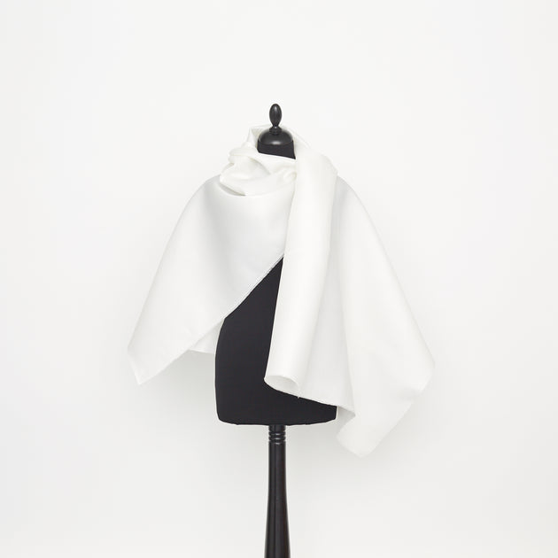 T23B04597 | Textured Silk Panama Gazar