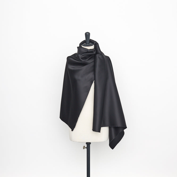 T23B04641 | Double Face Fluid Satin - view 2