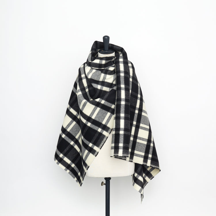 T23M04342 | Splittable Tartan Wool Drap - view 2