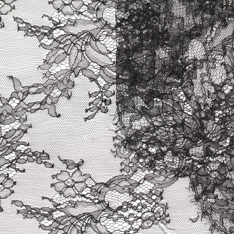 T23M04353 | Scalloped Floral Chantilly Lace - view 1