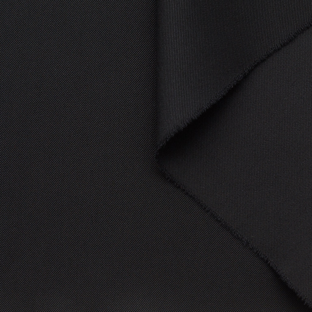 T23M04375 | Wool & Silk Twill Suiting