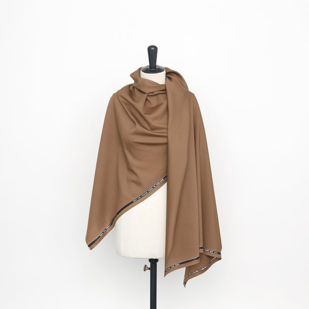 T23M04399 | Light Wool & Mohair Suiting