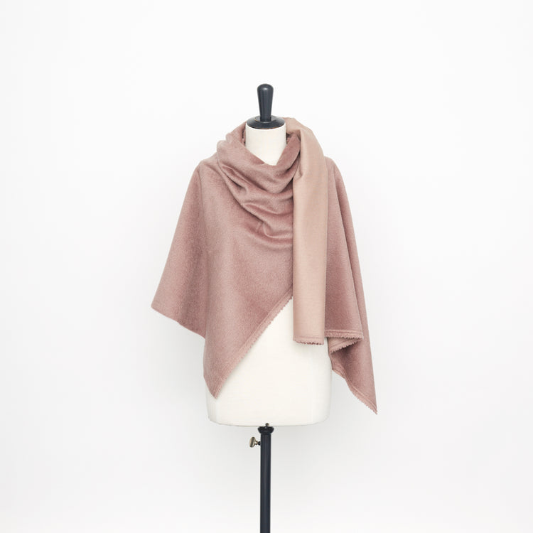 T23M04416 | Fluffy Wool &amp; Lama Drap - view 2